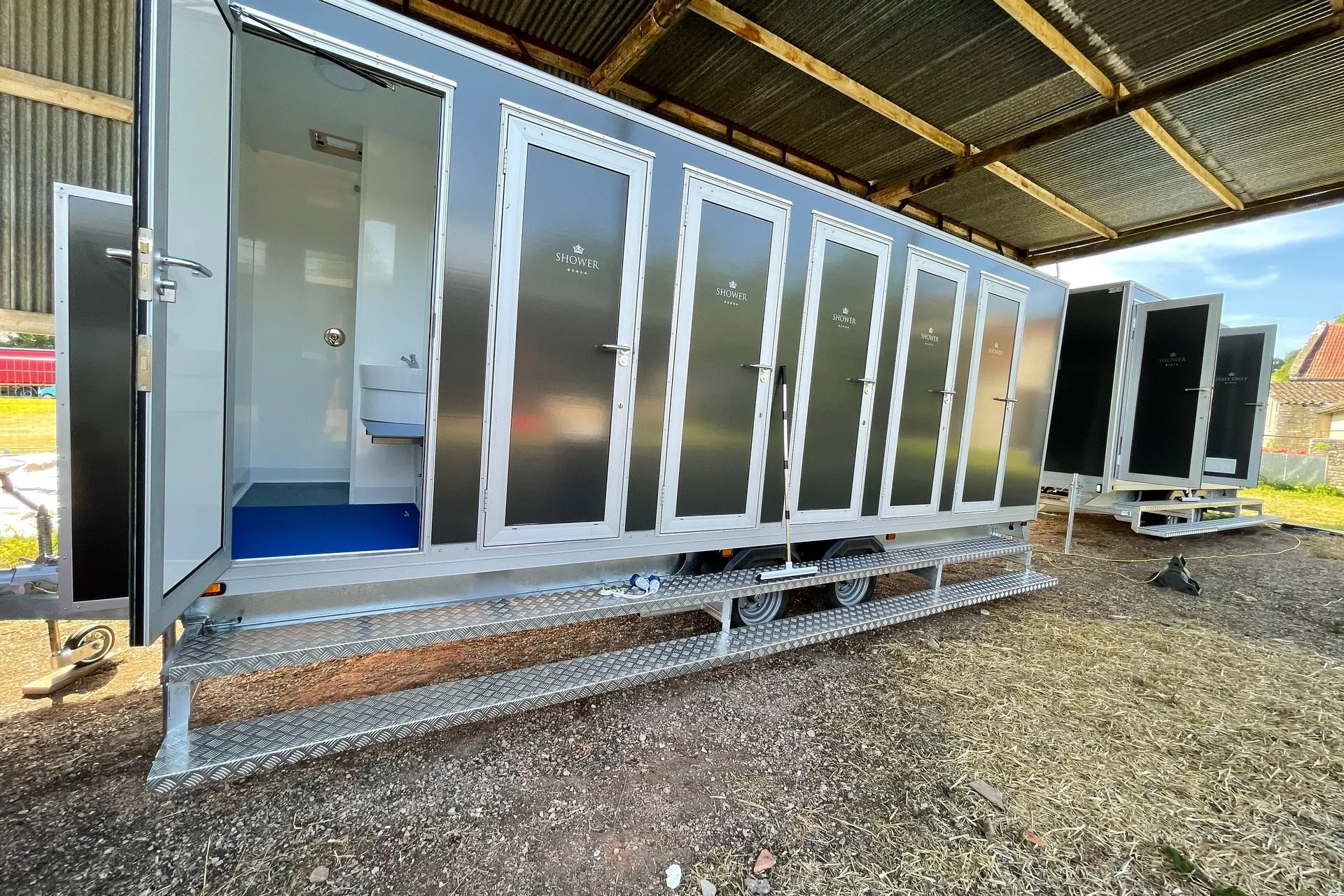 Shower Trailer Rental in Kansas City, MO